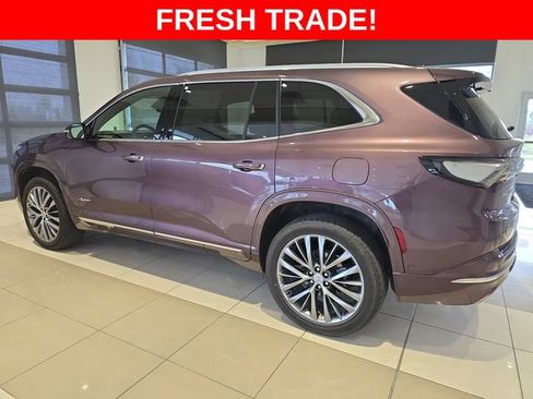 Used 2025 Buick Enclave Avenir w/ Super Cruise Package AWD/4WD image 3