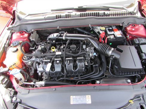 Used 2014 Ford Fusion SE FWD image 36