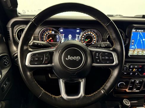 Used 2022 Jeep Gladiator Overland image 36