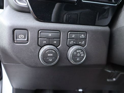 New 2026 Chevrolet Silverado 3500 LT AWD/4WD image 13