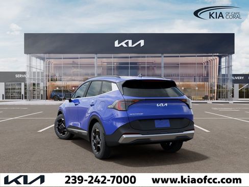 New 2026 Kia Sportage EX FWD image 4