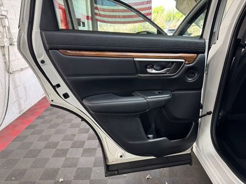 Used 2019 Honda CR-V EX-L image 10