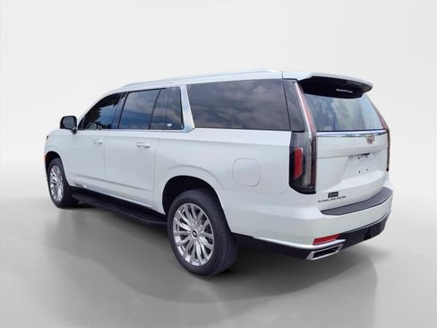 Used 2023 Cadillac Escalade ESV Premium Luxury w/ Performance Package AWD/4WD image 3