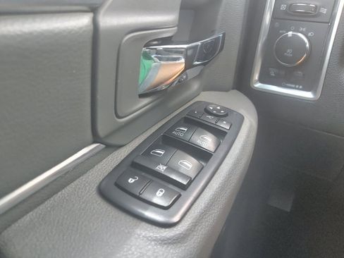 Used 2018 RAM 1500 Big Horn AWD/4WD image 27