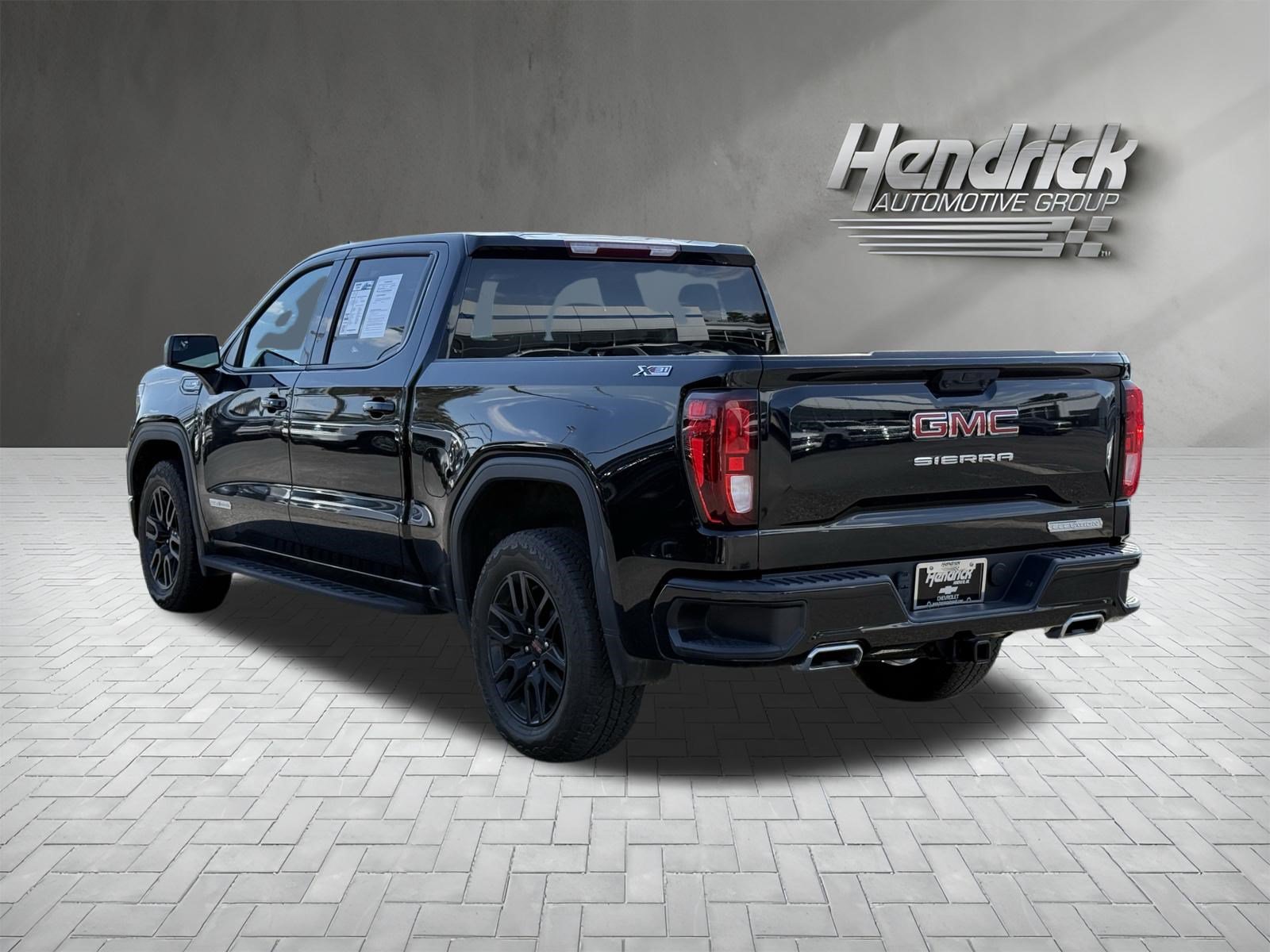 Used 2024 GMC Sierra 1500 Elevation w/ X31 Off-Road Package AWD/4WD image 8