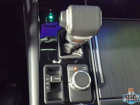 Certified 2024 Toyota Sequoia Platinum AWD/4WD image 20