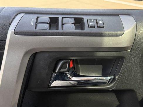 Used 2018 Toyota 4Runner Limited image 24