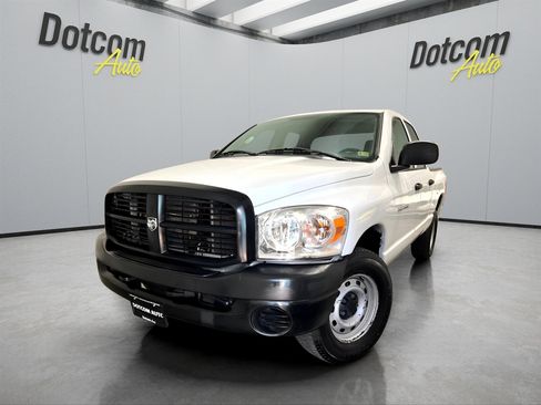 Used 2007 Dodge Ram 1500 Truck ST w/ Trailer Tow Group image 2