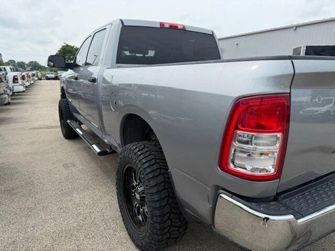 Used 2022 RAM 2500 Tradesman w/ Chrome Appearance Group AWD/4WD image 21