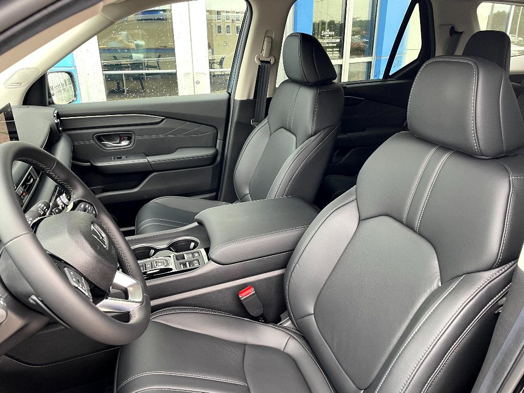 New 2026 Honda Pilot image 8