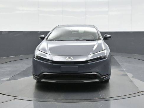 Certified 2026 Toyota Prius LE FWD image 3