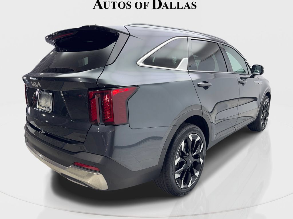 Used 2024 Kia Sorento SX FWD image 7