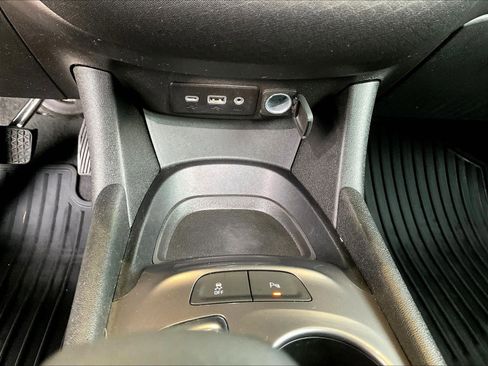 Used 2024 Chevrolet Malibu RS FWD image 14