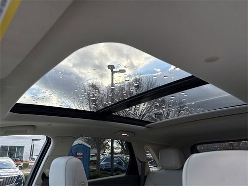 Certified 2024 Cadillac XT5 Premium Luxury image 17