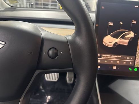Used 2020 Tesla Model 3 Long Range AWD/4WD image 18