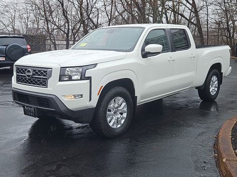 Used 2022 Nissan Frontier SV w/ Technology Package image 19