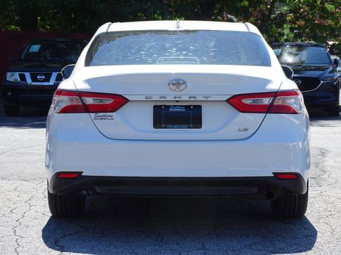 Used 2019 Toyota Camry LE FWD image 13