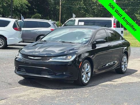 Used 2015 Chrysler 200 S w/ Navigation & Sound Group I FWD image 31
