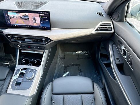 Used 2025 BMW 330i xDrive 330i xDrive image 19