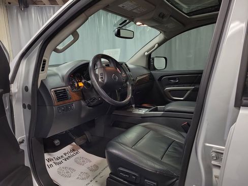 Used 2015 Nissan Armada Platinum image 13