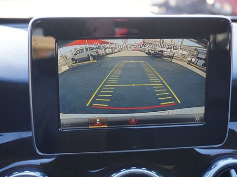 Used 2016 Mercedes-Benz GLA 250 image 31