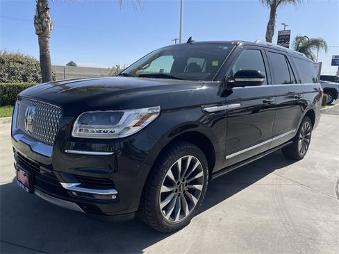 Used 2021 Lincoln Navigator L Reserve image 1