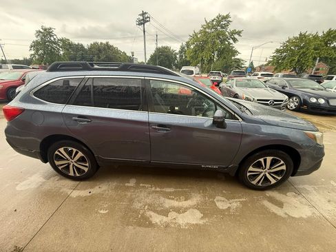 Used 2018 Subaru Outback 2.5i Limited w/ Popular Package #2 AWD/4WD image 7