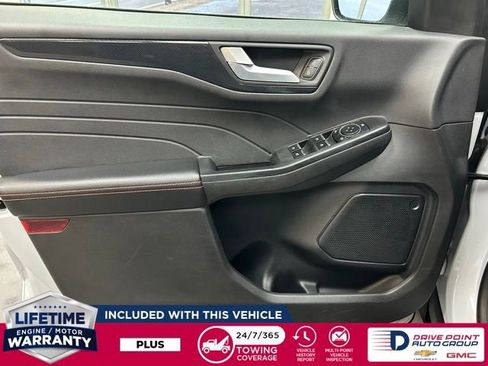 Used 2025 Ford Escape ST-Line image 13