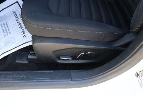 Used 2018 Ford Fusion SE FWD image 42