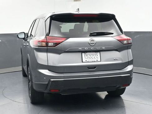 Used 2024 Nissan Rogue SV image 40