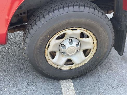 Used 2015 Toyota Tacoma 4x4 Double Cab w/ SR5 Package image 29