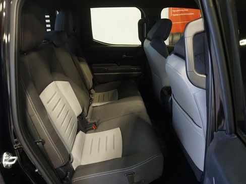 Certified 2025 Toyota Tacoma TRD Off-Road image 22