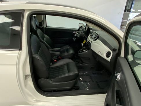 Used 2018 FIAT 500 Lounge FWD image 23