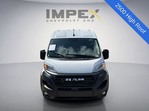 Used 2026 RAM ProMaster 2500 w/ Convenience Group FWD image 8