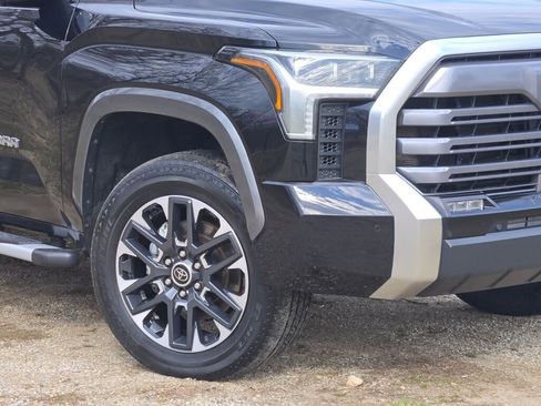 Used 2023 Toyota Tundra Limited AWD/4WD image 3