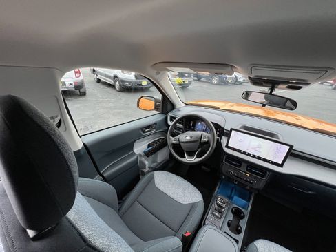 New 2026 Ford Maverick XLT w/ Equipment Group 301A image 19