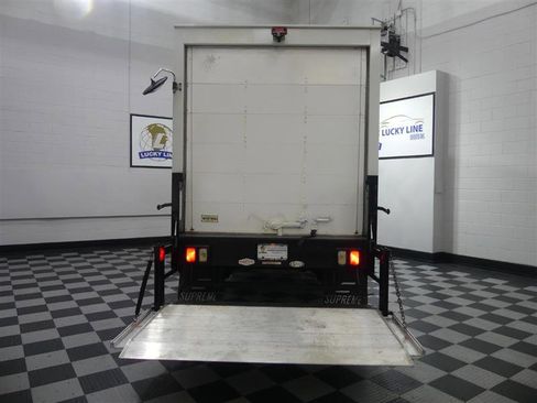 Used 2020 Chevrolet Express 3500 139IN WB CUTAWAY image 8