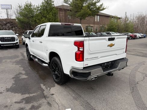 Used 2022 Chevrolet Silverado 1500 LTZ w/ LTZ Premium Package image 3