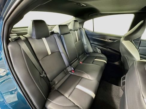 Certified 2025 Toyota Camry SE w/ Convenience Package AWD/4WD image 31