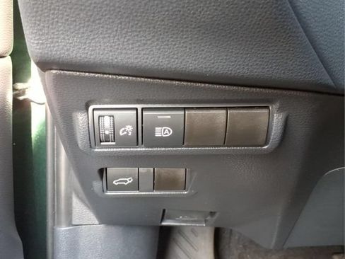 Used 2025 Toyota Corolla Cross XLE w/ Convenience Package AWD/4WD image 22