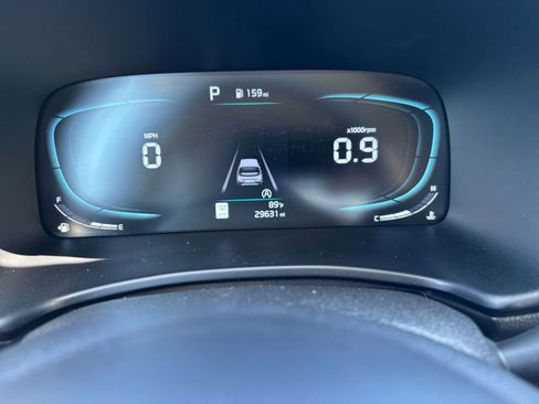 Used 2025 Kia Soul LX w/ LX Technology Package FWD image 39