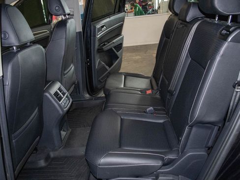 Used 2021 Volkswagen Atlas SE FWD image 13