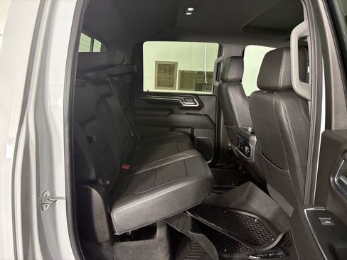 Used 2024 Chevrolet Silverado 2500 LTZ w/ LTZ Premium Package image 36