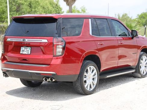 Certified 2024 Chevrolet Tahoe High Country AWD/4WD image 7