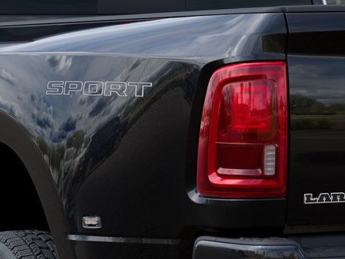 New 2026 RAM 3500 Laramie AWD/4WD image 9