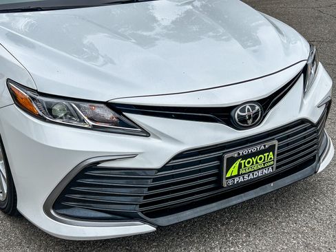 Used 2024 Toyota Camry LE FWD image 5