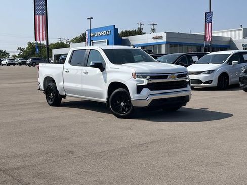 Certified 2024 Chevrolet Silverado 1500 LT AWD/4WD image 2