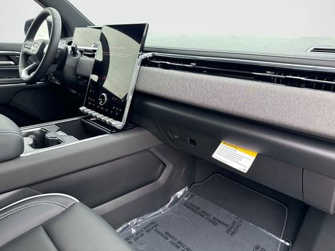 New 2026 GMC Sierra EV Elevation image 19