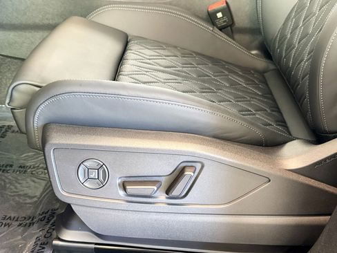 New 2025 Audi SQ5 Premium Plus image 16