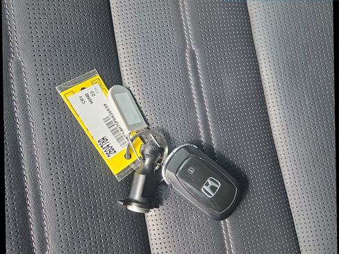Used 2023 Honda CR-V EX-L image 16